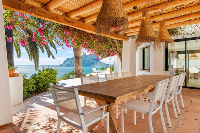 3 slaapkamer Villa te koop in Benissa met zwembad garage - € 2.995.000 (Ref: 10086828)