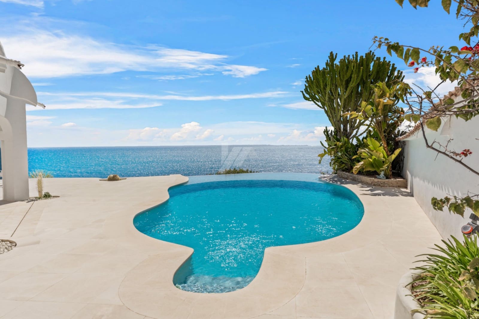 3 slaapkamer Villa te koop in Benissa met zwembad garage - € 2.995.000 (Ref: 10086828)