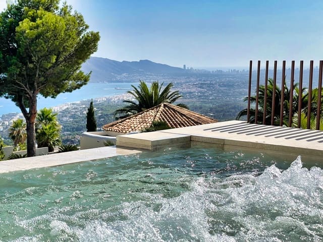 7 slaapkamer Villa te koop in Altea la Vella, Altea met zwembad garage - € 2.495.000 (Ref: 10086830)