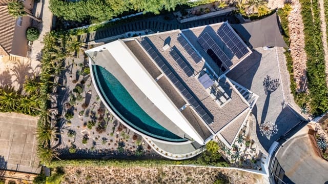 5 soverom Villa til salgs i Altea med svømmebasseng garasje - € 3 650 000 (Ref: 10086833)