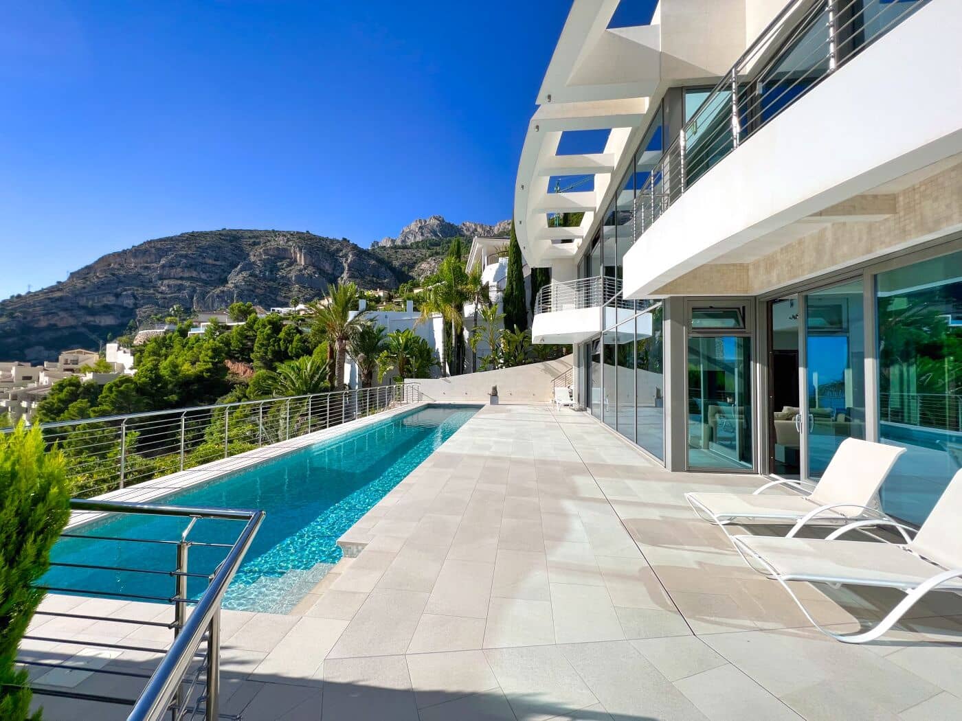5 sovrum Villa till salu i Altea med pool garage - 2 480 000 € (Ref: 10086835)