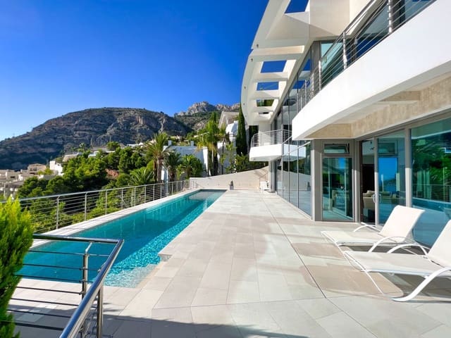 5 sovrum Villa till salu i Altea med pool garage - 2 480 000 € (Ref: 10086835)