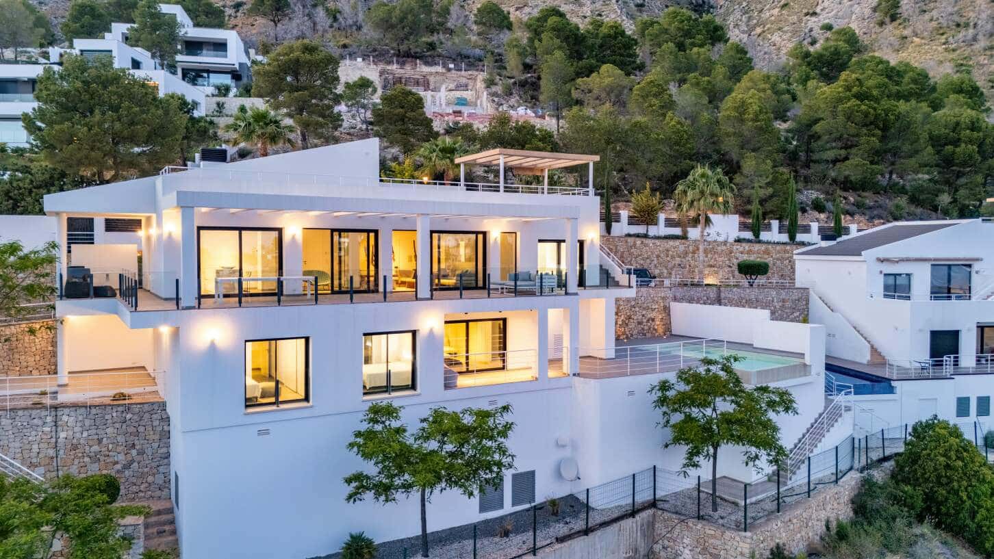 3 soverom Villa til salgs i Altea med svømmebasseng garasje - € 1 295 000 (Ref: 10086836)