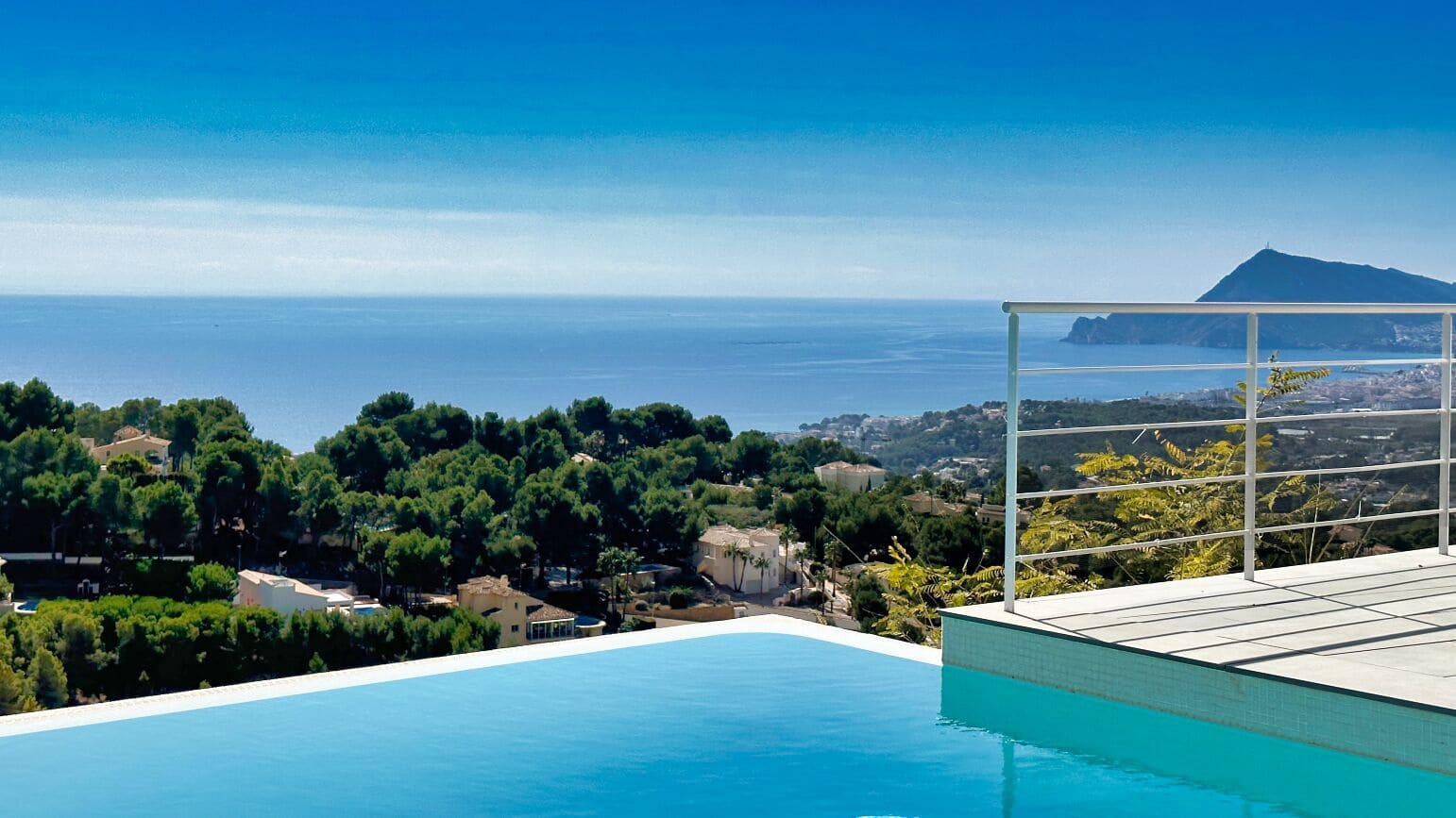 3 soverom Villa til salgs i Altea med svømmebasseng garasje - € 1 295 000 (Ref: 10086836)