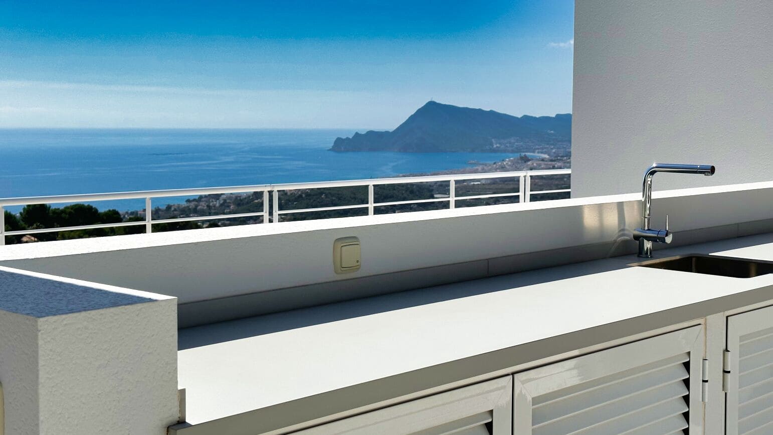 3 soverom Villa til salgs i Altea med svømmebasseng garasje - € 1 295 000 (Ref: 10086836)