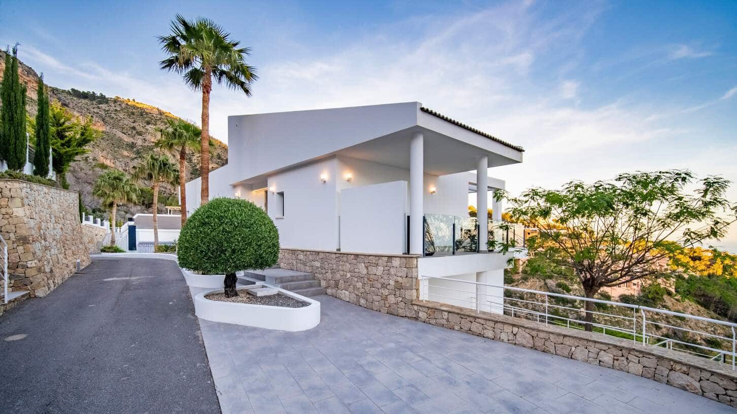 3 soverom Villa til salgs i Altea med svømmebasseng garasje - € 1 295 000 (Ref: 10086836)