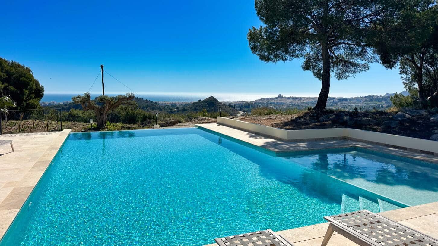 Chalet de 5 habitaciones en Altea en venta con piscina - 1.975.000 € (Ref: 10086839)