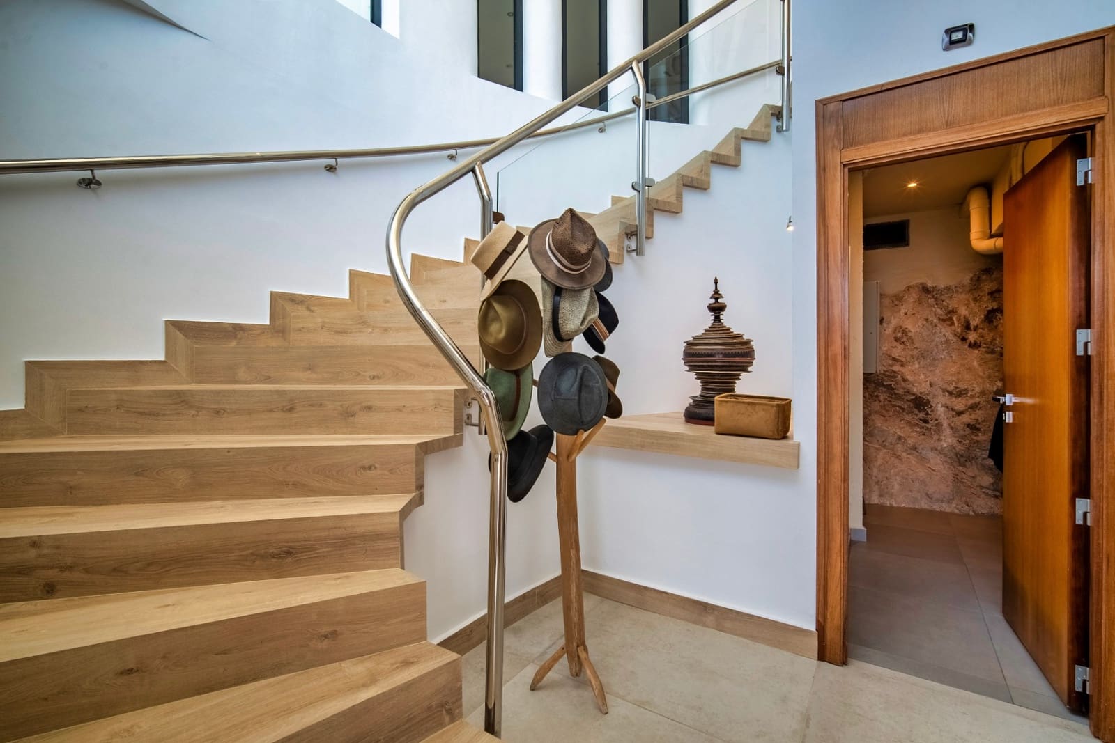 7 bedroom Villa for sale in Altea with pool garage - € 2,850,000 (Ref: 10086840)