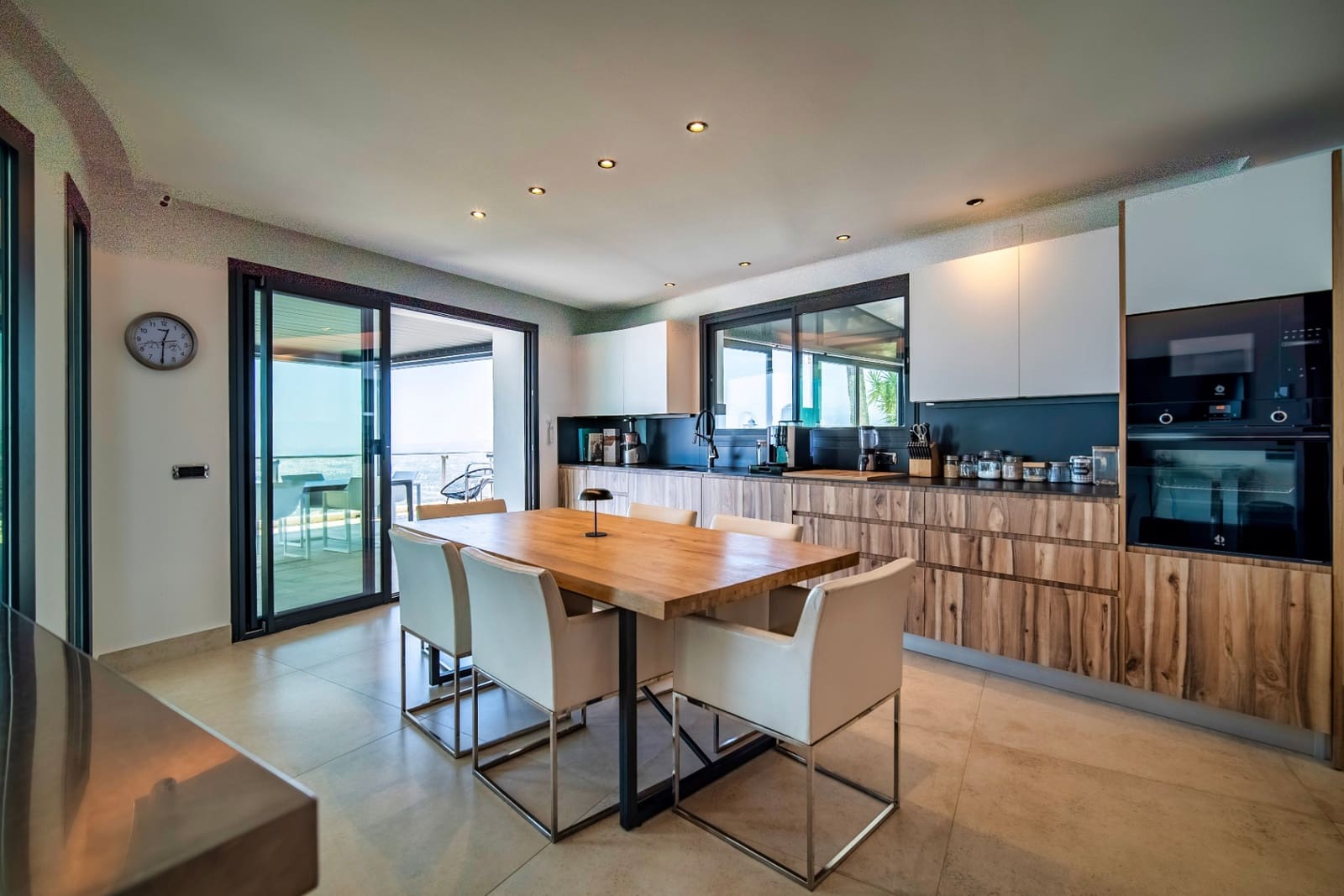 7 bedroom Villa for sale in Altea with pool garage - € 2,850,000 (Ref: 10086840)