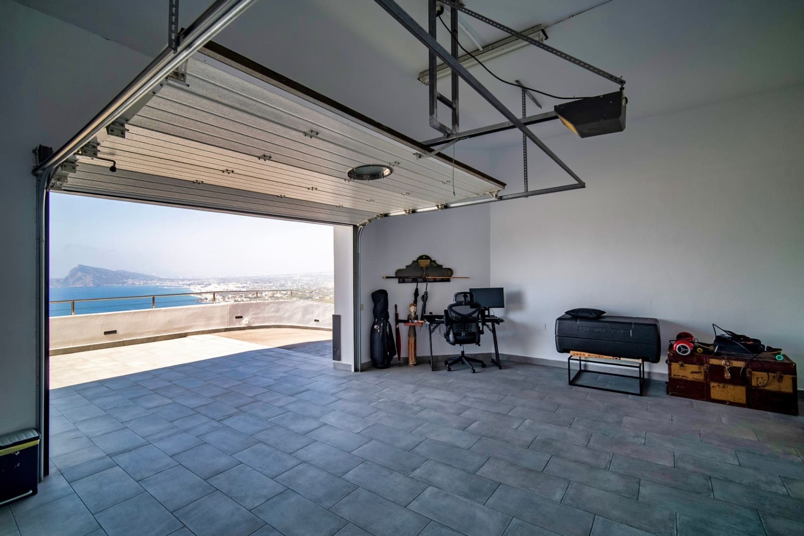 7 bedroom Villa for sale in Altea with pool garage - € 2,850,000 (Ref: 10086840)