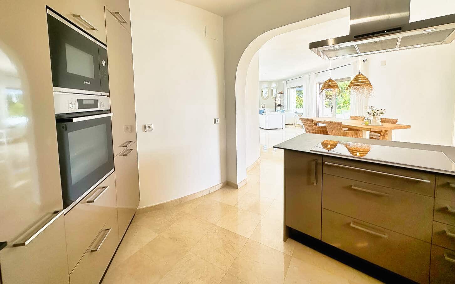 3 camera da letto Villa in vendita in Altea con piscina garage - 1.150.000 € (Rif: 10086841)