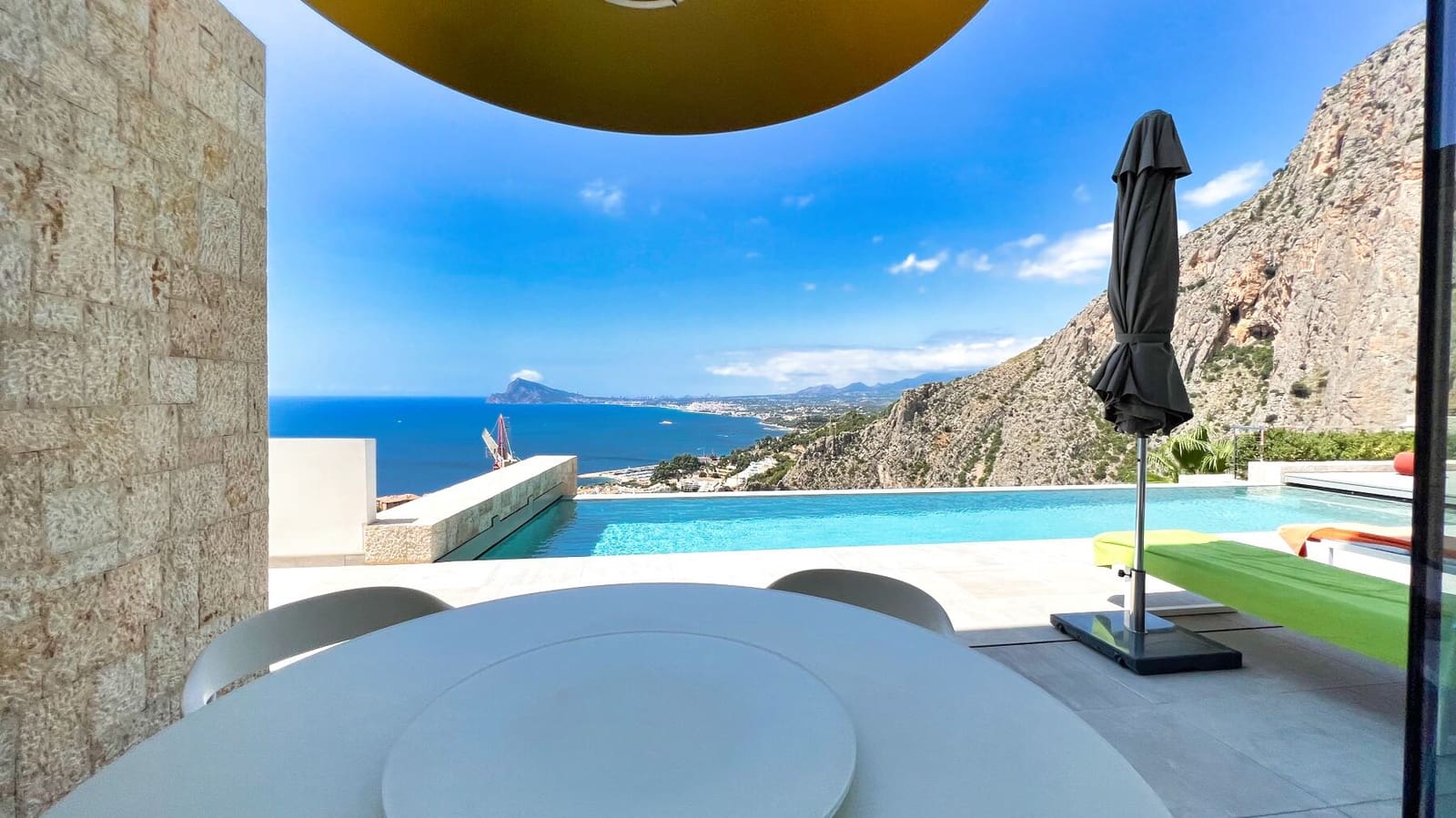 Chalet de 3 habitaciones en Altea en venta con piscina garaje - 2.695.000 € (Ref: 10086842)