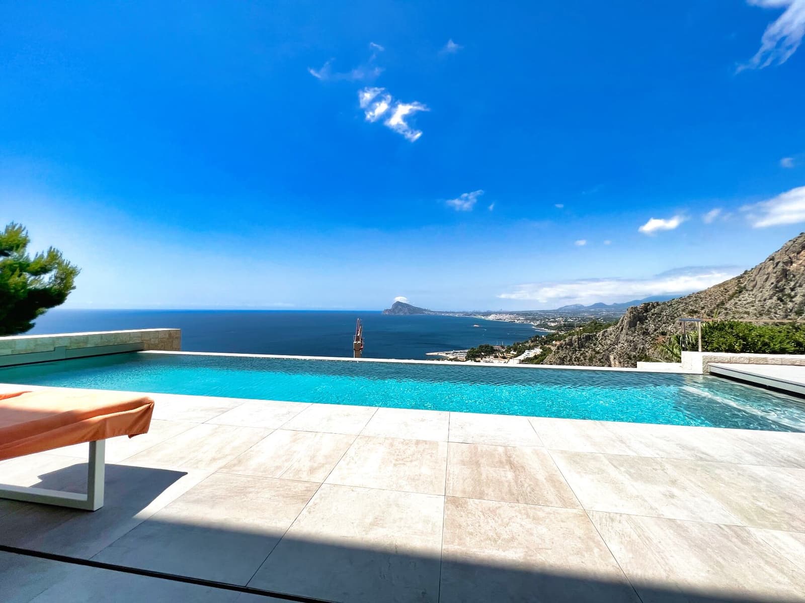 Chalet de 3 habitaciones en Altea en venta con piscina garaje - 2.695.000 € (Ref: 10086842)