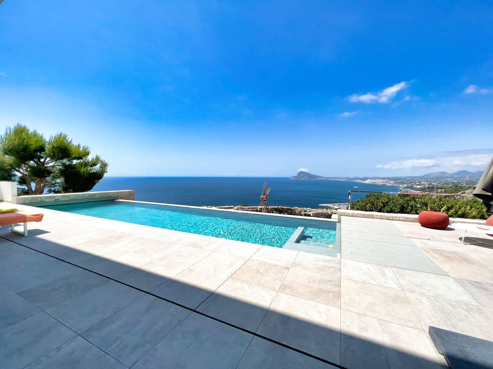 Chalet de 3 habitaciones en Altea en venta con piscina garaje - 2.695.000 € (Ref: 10086842)
