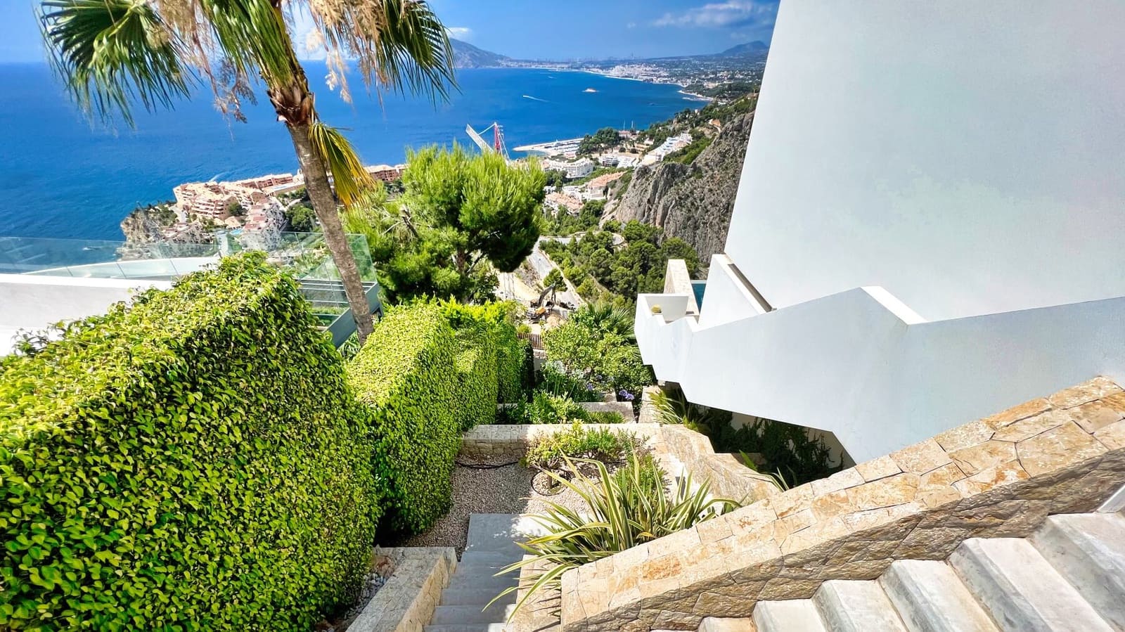 Chalet de 3 habitaciones en Altea en venta con piscina garaje - 2.695.000 € (Ref: 10086842)