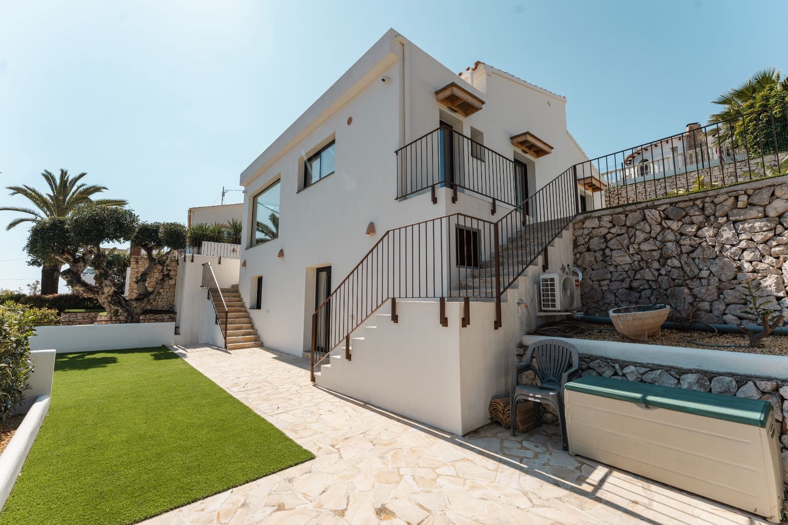 4 slaapkamer Villa te koop in Montemar met zwembad garage - € 1.100.000 (Ref: 10086847)