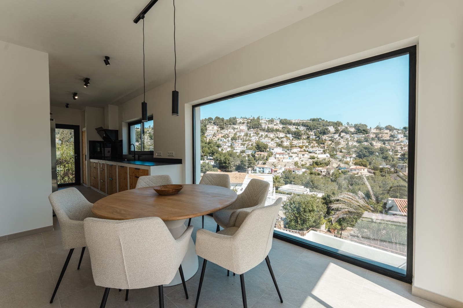 4 slaapkamer Villa te koop in Montemar met zwembad garage - € 1.100.000 (Ref: 10086847)