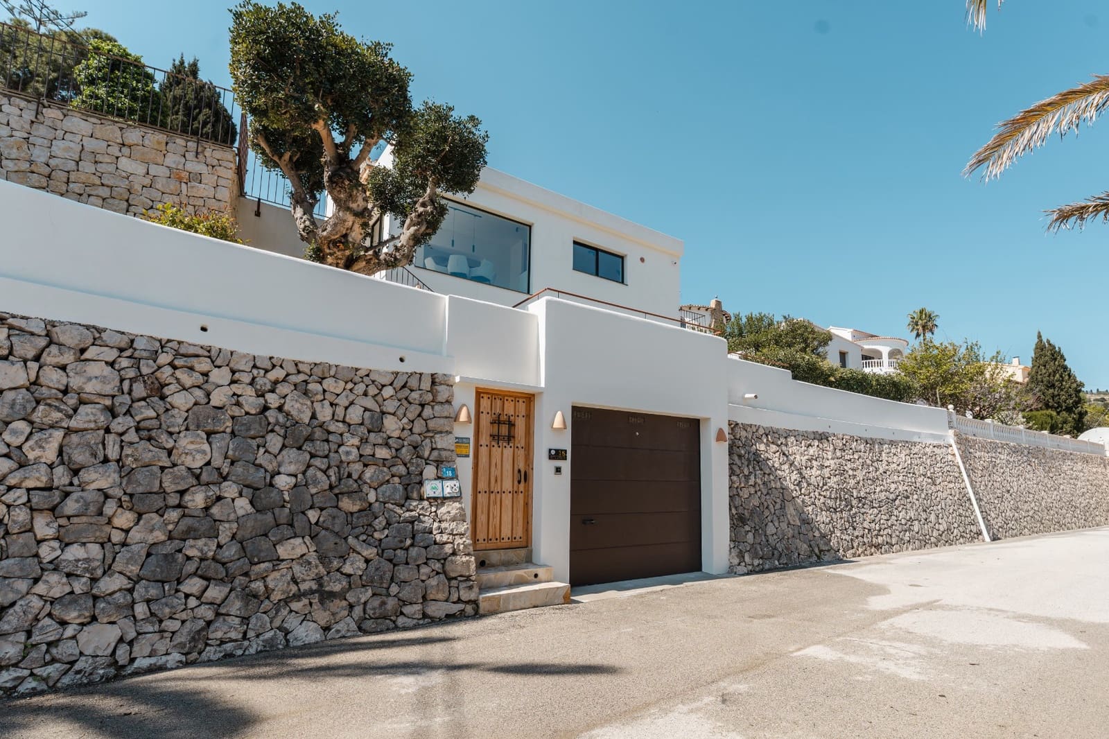 4 slaapkamer Villa te koop in Montemar met zwembad garage - € 1.100.000 (Ref: 10086847)