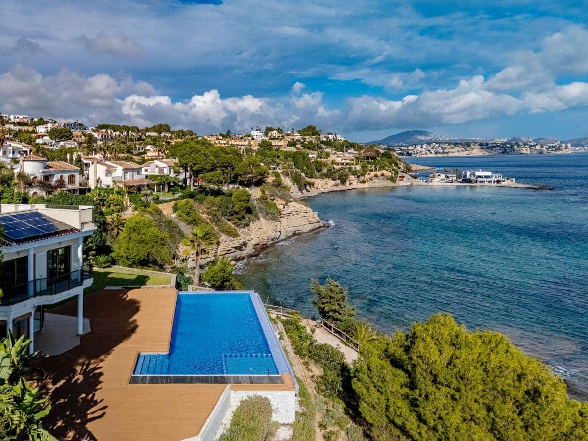 6 soveværelse Villa til salg i Calpe / Calp med swimmingpool garage - € 3.950.000 (Ref: 10086854)