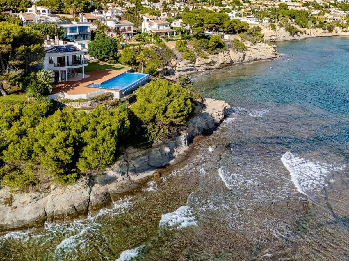 6 soveværelse Villa til salg i Calpe / Calp med swimmingpool garage - € 3.950.000 (Ref: 10086854)