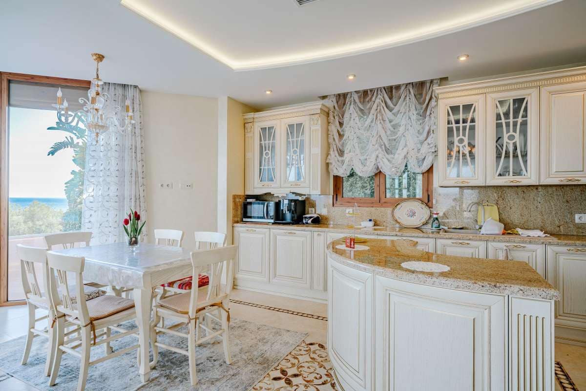 6 soveværelse Villa til salg i Calpe / Calp med swimmingpool garage - € 3.950.000 (Ref: 10086854)