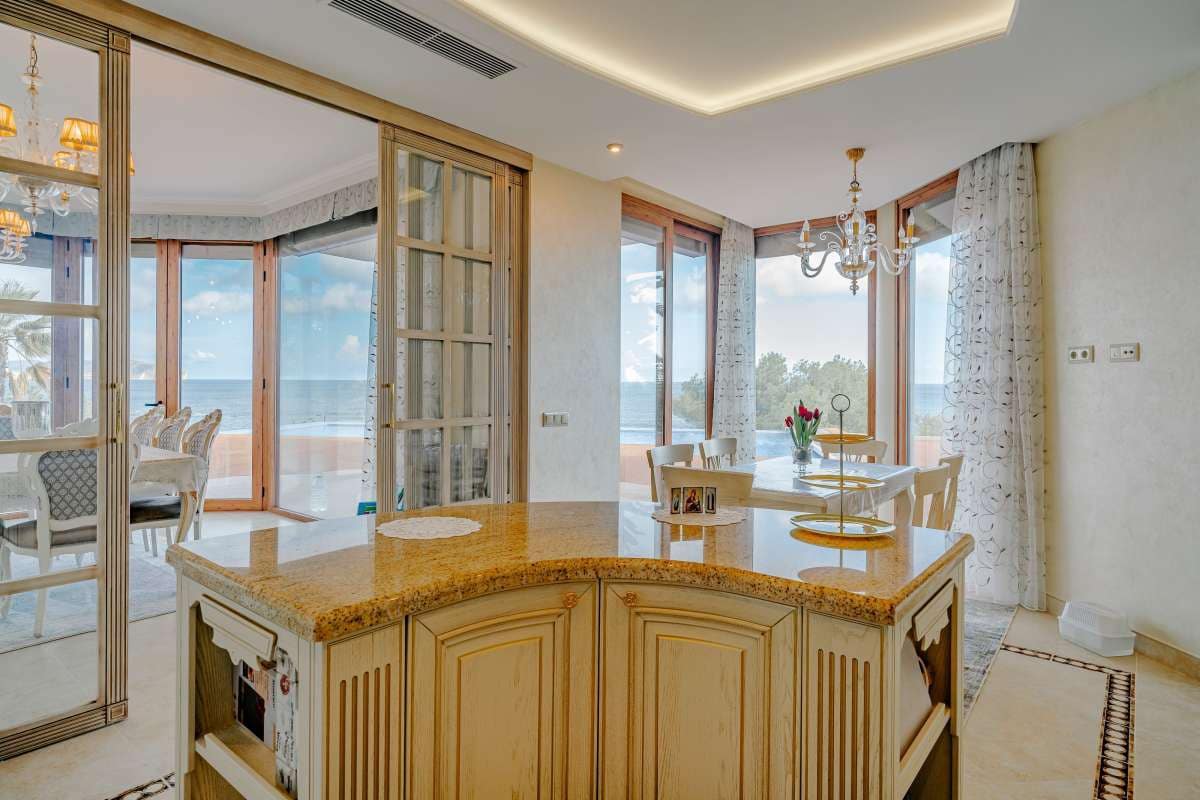 6 soveværelse Villa til salg i Calpe / Calp med swimmingpool garage - € 3.950.000 (Ref: 10086854)