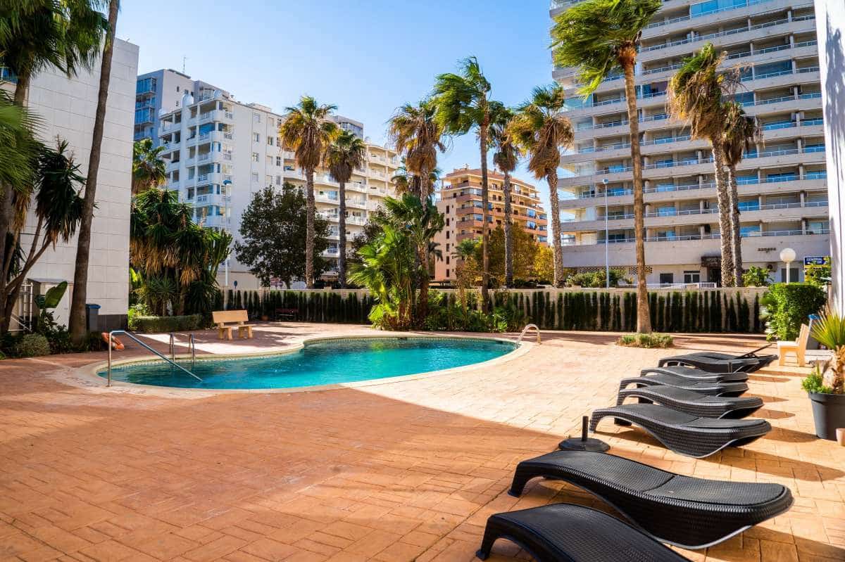 2 bedroom Apartment for sale in Calpe / Calp with pool - € 490,000 (Ref: 10086855)
