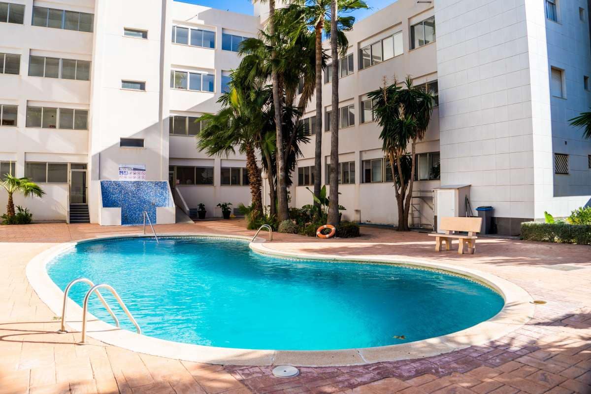 2 bedroom Apartment for sale in Calpe / Calp with pool - € 490,000 (Ref: 10086855)