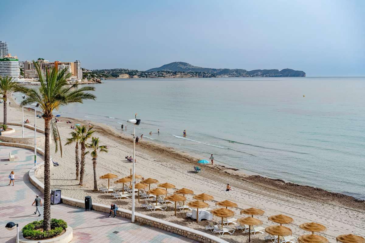 2 bedroom Apartment for sale in Calpe / Calp with pool - € 490,000 (Ref: 10086855)