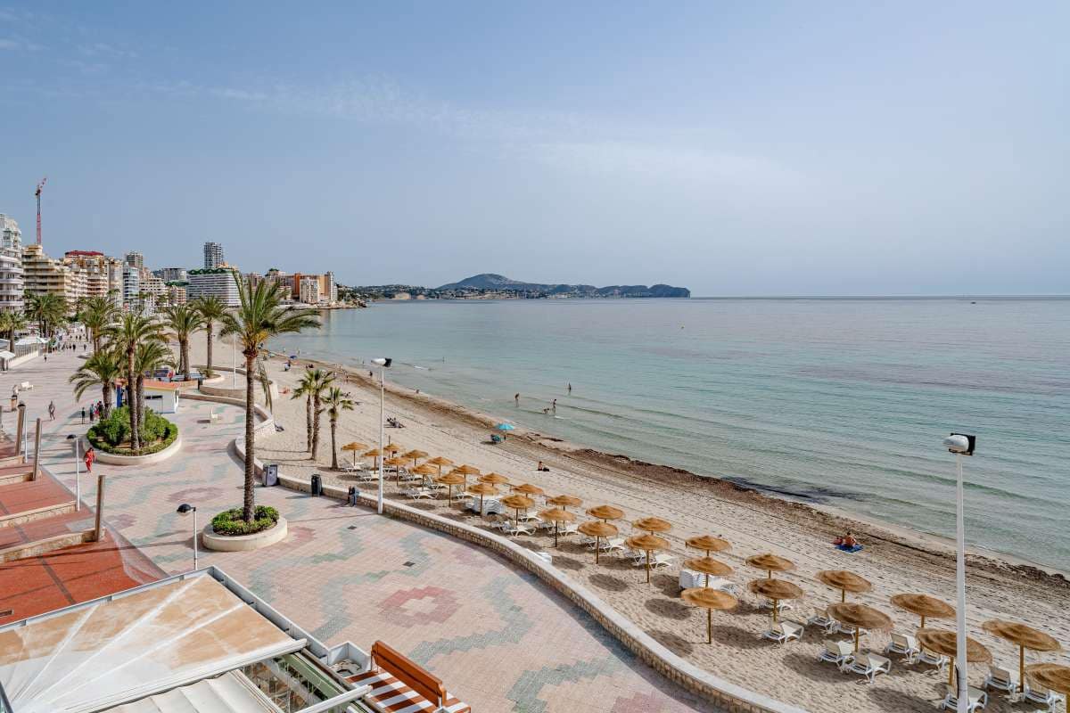 2 bedroom Apartment for sale in Calpe / Calp with pool - € 490,000 (Ref: 10086855)