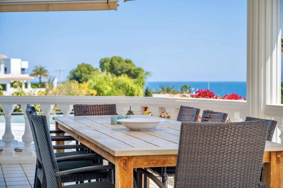 6 quarto Moradia para venda em Calpe / Calp com piscina garagem - 1 400 000 € (Ref: 10086858)