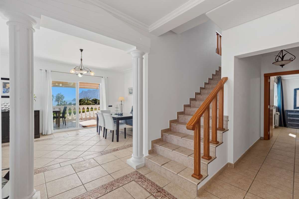6 quarto Moradia para venda em Calpe / Calp com piscina garagem - 1 400 000 € (Ref: 10086858)