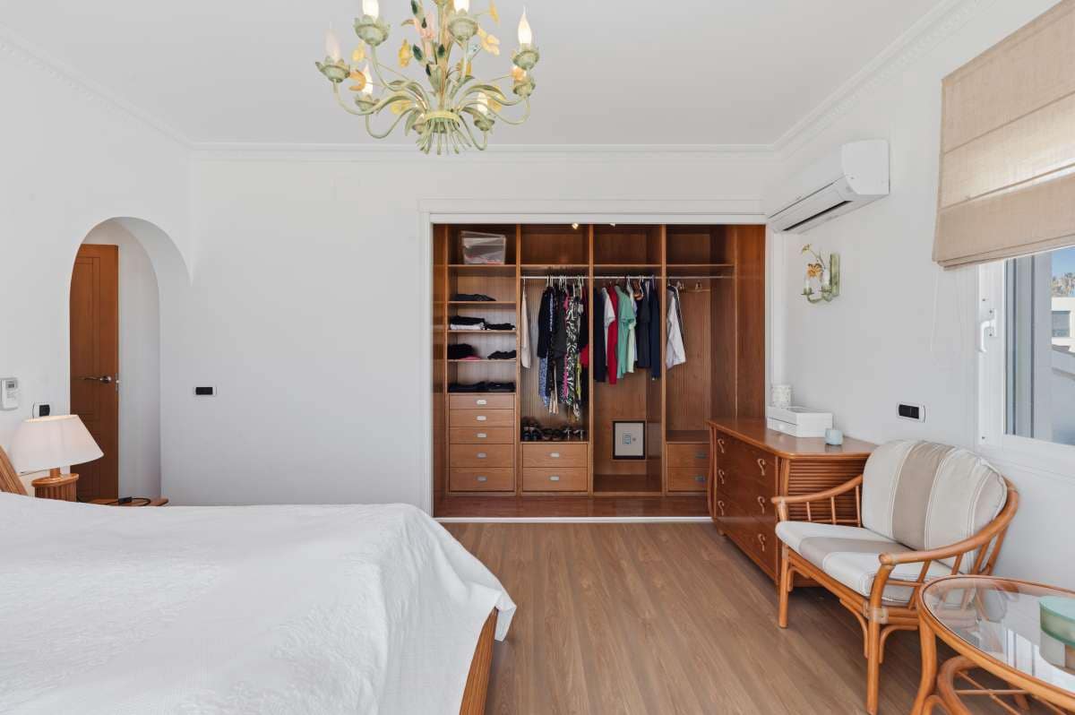 6 quarto Moradia para venda em Calpe / Calp com piscina garagem - 1 400 000 € (Ref: 10086858)