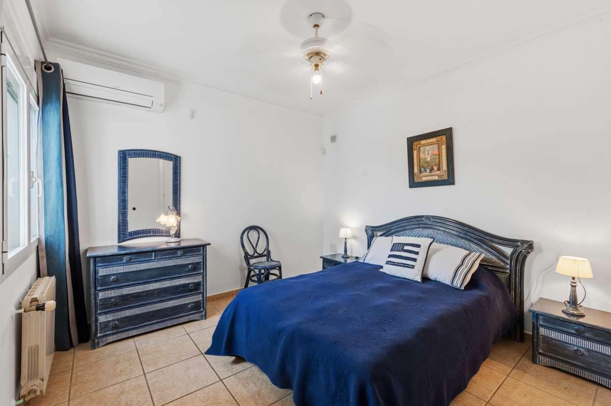 6 quarto Moradia para venda em Calpe / Calp com piscina garagem - 1 400 000 € (Ref: 10086858)