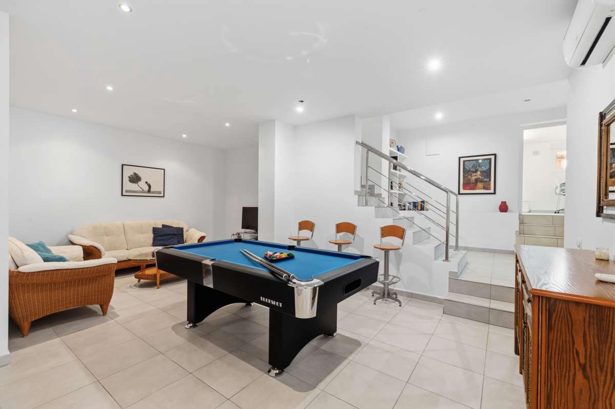 6 quarto Moradia para venda em Calpe / Calp com piscina garagem - 1 400 000 € (Ref: 10086858)