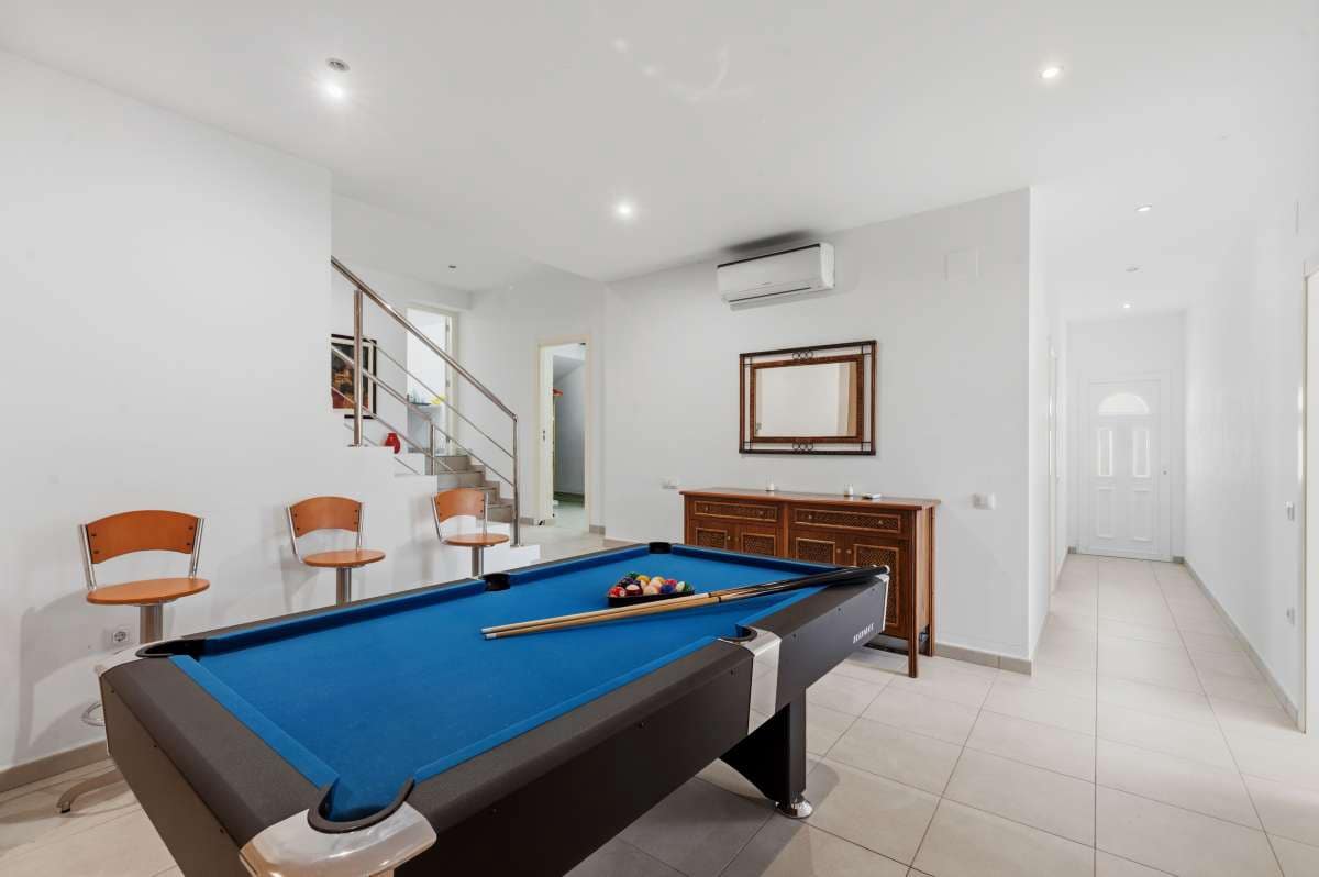 6 quarto Moradia para venda em Calpe / Calp com piscina garagem - 1 400 000 € (Ref: 10086858)