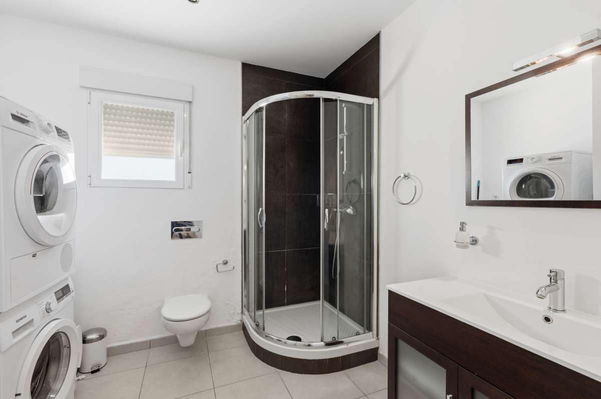 6 quarto Moradia para venda em Calpe / Calp com piscina garagem - 1 400 000 € (Ref: 10086858)