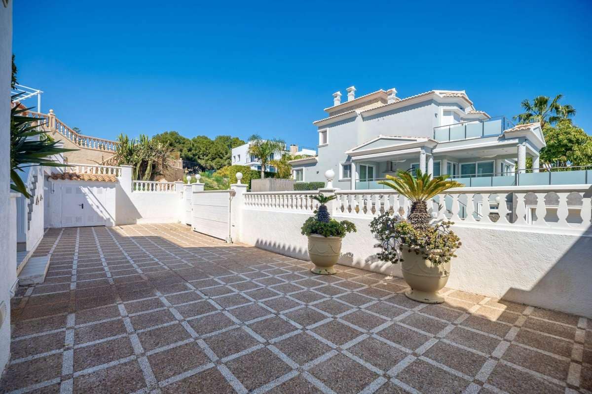 6 quarto Moradia para venda em Calpe / Calp com piscina garagem - 1 400 000 € (Ref: 10086858)