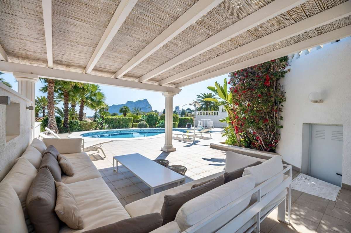 6 quarto Moradia para venda em Calpe / Calp com piscina garagem - 1 400 000 € (Ref: 10086858)