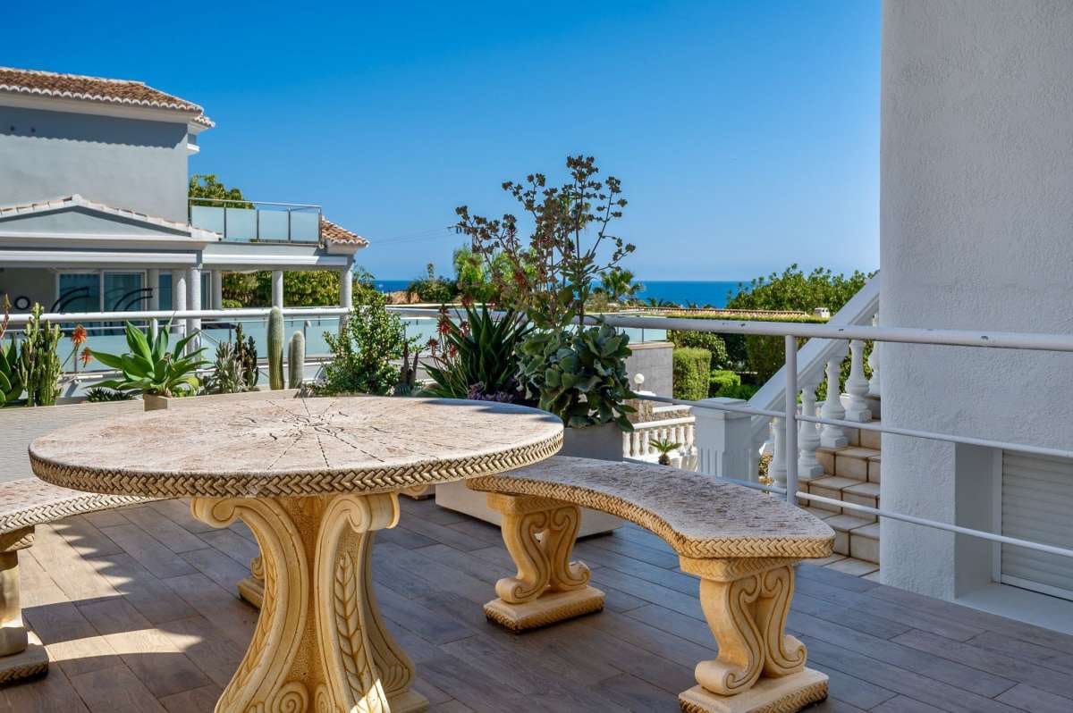 6 quarto Moradia para venda em Calpe / Calp com piscina garagem - 1 400 000 € (Ref: 10086858)