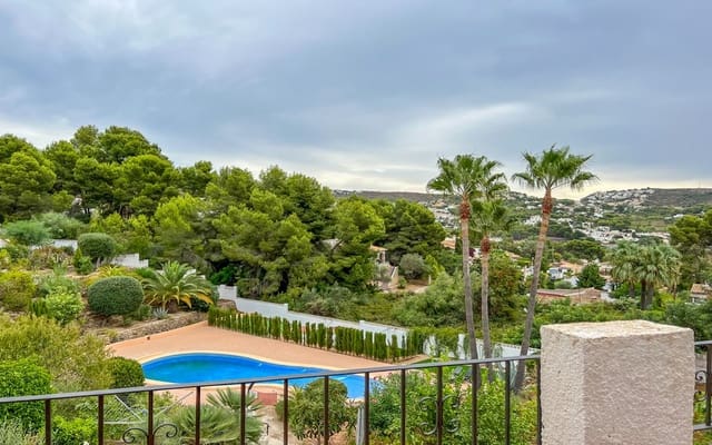 Bungalow de 3 habitaciones en Moraira, Teulada-Moraira en venta con piscina - 349.000 € (Ref: 10086860)