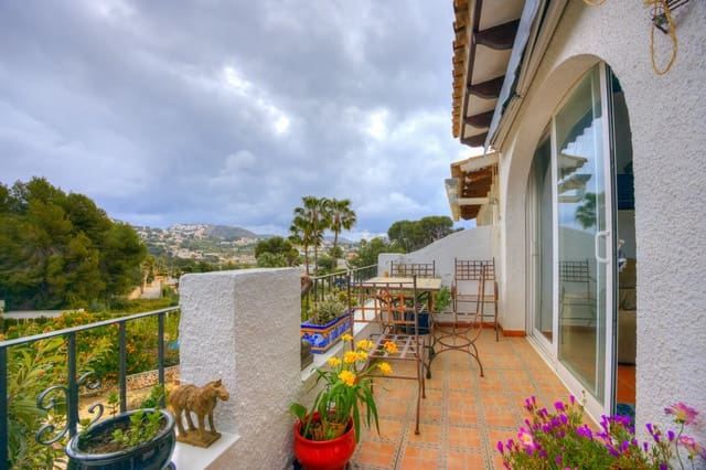 Bungalow de 3 habitaciones en Moraira, Teulada-Moraira en venta con piscina - 349.000 € (Ref: 10086860)