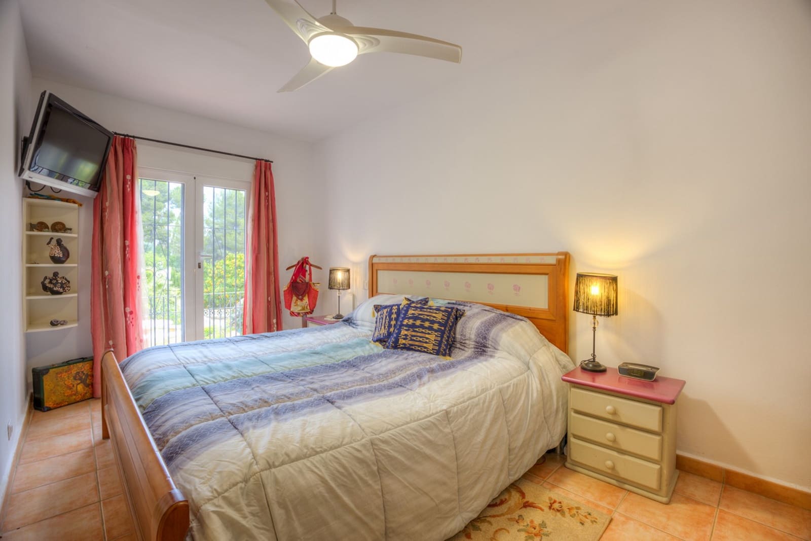 Bungalow de 3 habitaciones en Moraira en venta con piscina - 349.000 € (Ref: 10086860)