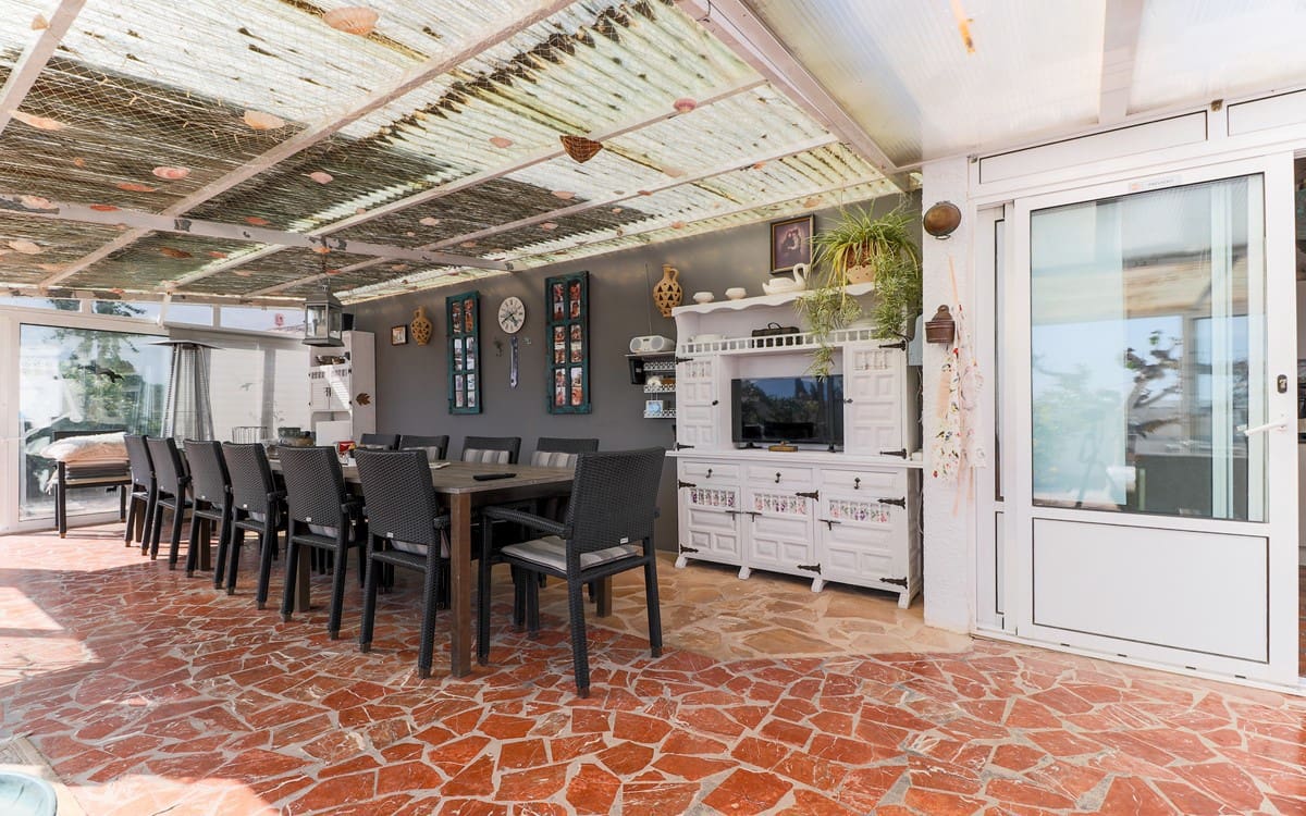6 sovrum Villa till salu i Moraira med pool - 980 000 € (Ref: 10086861)