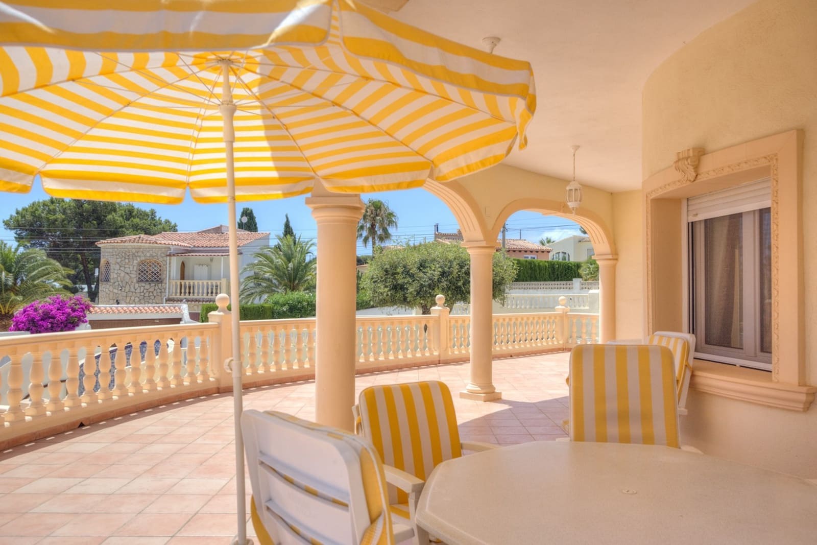 Chalet de 4 habitaciones en Benissa en venta con piscina garaje - 1.100.000 € (Ref: 10086864)