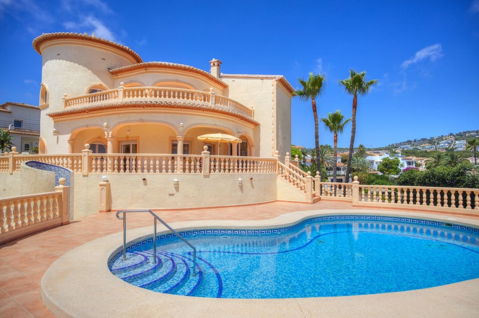 Chalet de 4 habitaciones en Benissa en venta con piscina garaje - 1.100.000 € (Ref: 10086864)
