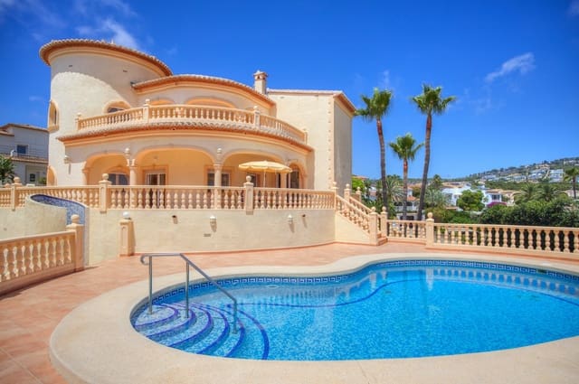 Chalet de 4 habitaciones en Benissa en venta con piscina garaje - 1.100.000 € (Ref: 10086864)