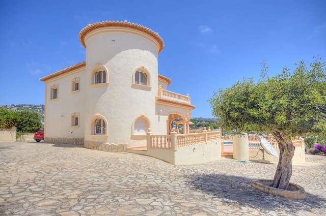 Chalet de 4 habitaciones en Benissa en venta con piscina garaje - 1.100.000 € (Ref: 10086864)
