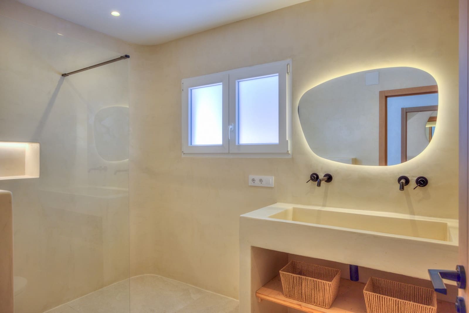 5 soverom Villa til salgs i Moraira med svømmebasseng garasje - € 1 389 000 (Ref: 10086866)
