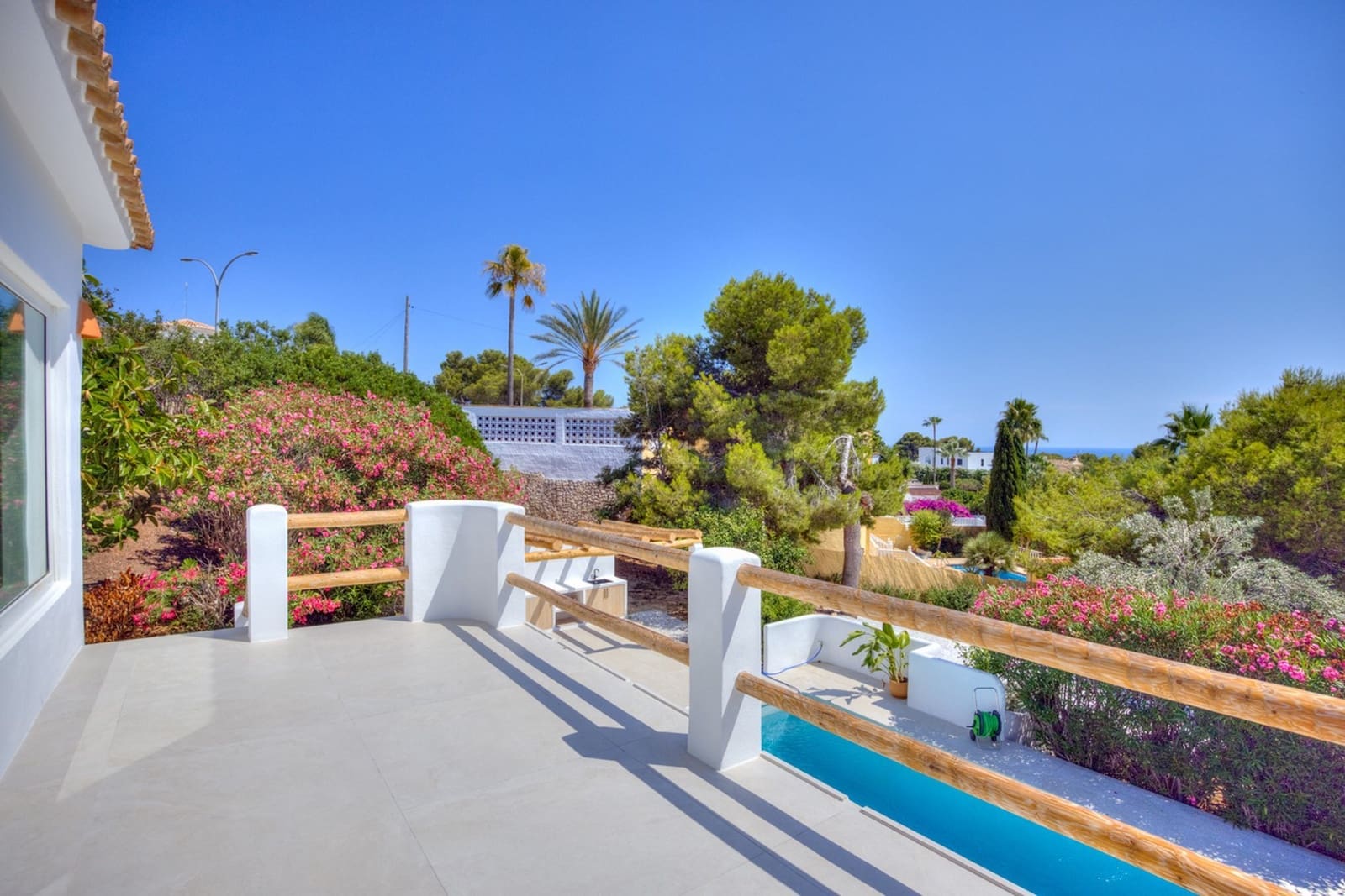 5 soverom Villa til salgs i Moraira med svømmebasseng garasje - € 1 389 000 (Ref: 10086866)